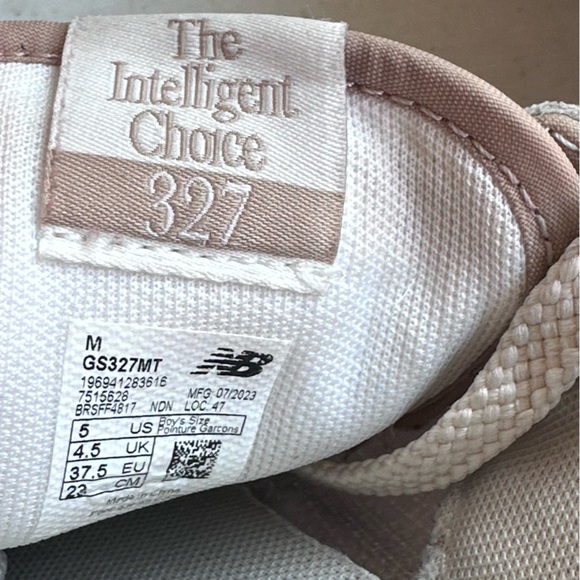 NEW BALANCE | 327 Beige and Brown Sneakers